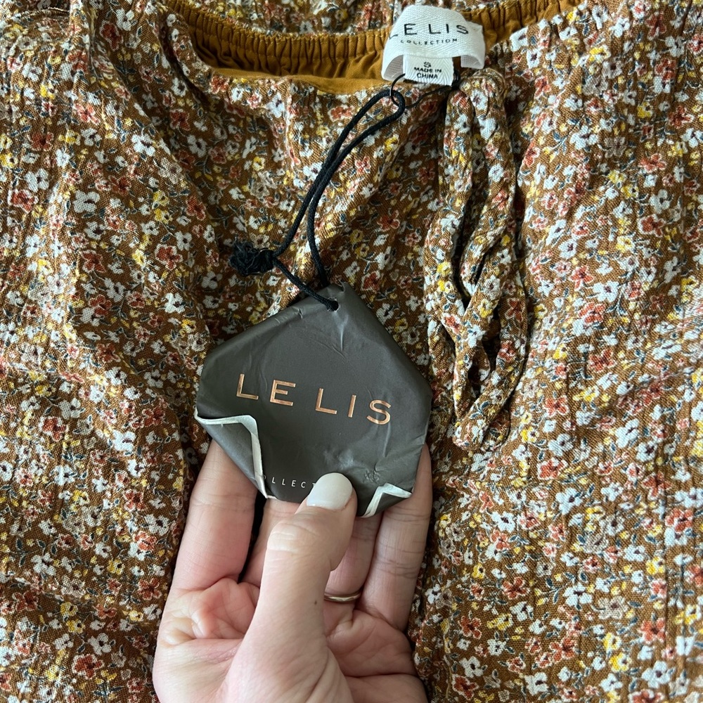Mustard Brown Floral Romper - Picture 7 of 8